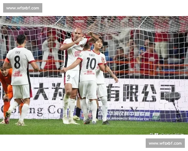 申花vs建业焦点对决联赛关键战检验阵容深度与争胜决心赛季走向